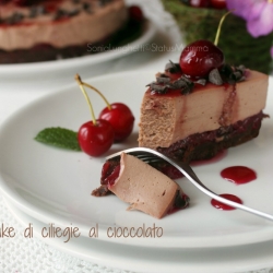 cheesecake di ciliegie al cioccolato fondente ricetta dessert dolce estate 2015 cacao facile goloso