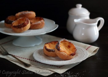 Pasticcini alla crema facili - Pasteis de Nata portogallo dolce dolci alla crema ricetta facile golosa con pasta sfoglia foto food photograpy styling Statusmamma gialloblog