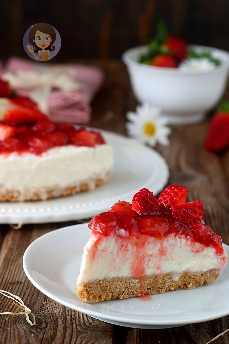 TORTA FREDDA ALLE FRAGOLE RICOTTA E YOGURT CHEESECAKE RICETTA DOLCE FACILE 