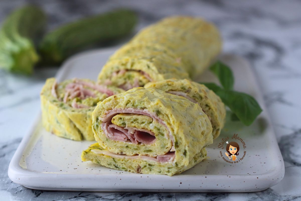 Rotolo di zucchine al forno con ripieno saporito: pronto in meno di 1 ora