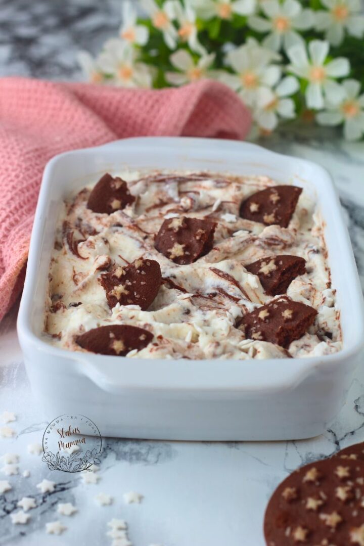 Gelato Variegato Pan di Stelle: Una Dolcezza Estiva Irresistibile e Cremosa!