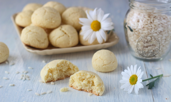 Biscotti con Farina di Riso friabili anche Bimby