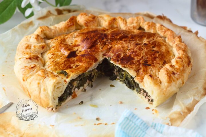 Torta Salata con Cime di Rapa e Salsiccia– Ricetta Facile e Gustosa