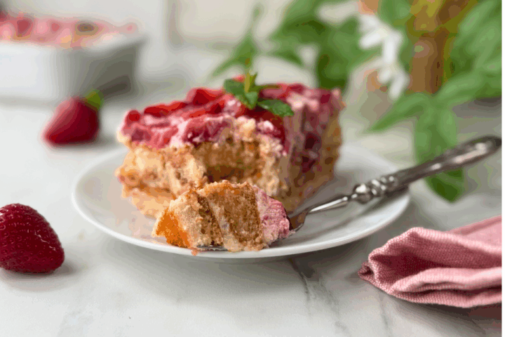 Tiramisù alle Fragole con Uova Pastorizzate: La Ricetta Sicura e Golosa