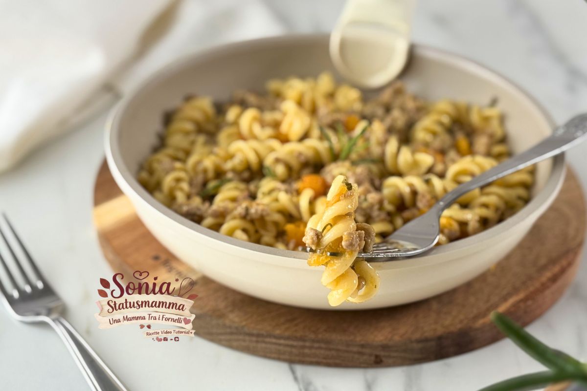 Ragù Bianco Semplice la ricetta velocissima pronta in 20 minuti che salva il pranzo.
