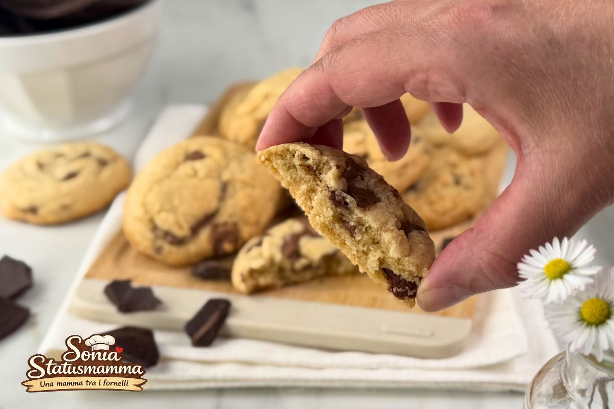 Cookies Americani con Cioccolato delle Uova di Pasqua: Ricetta Facile