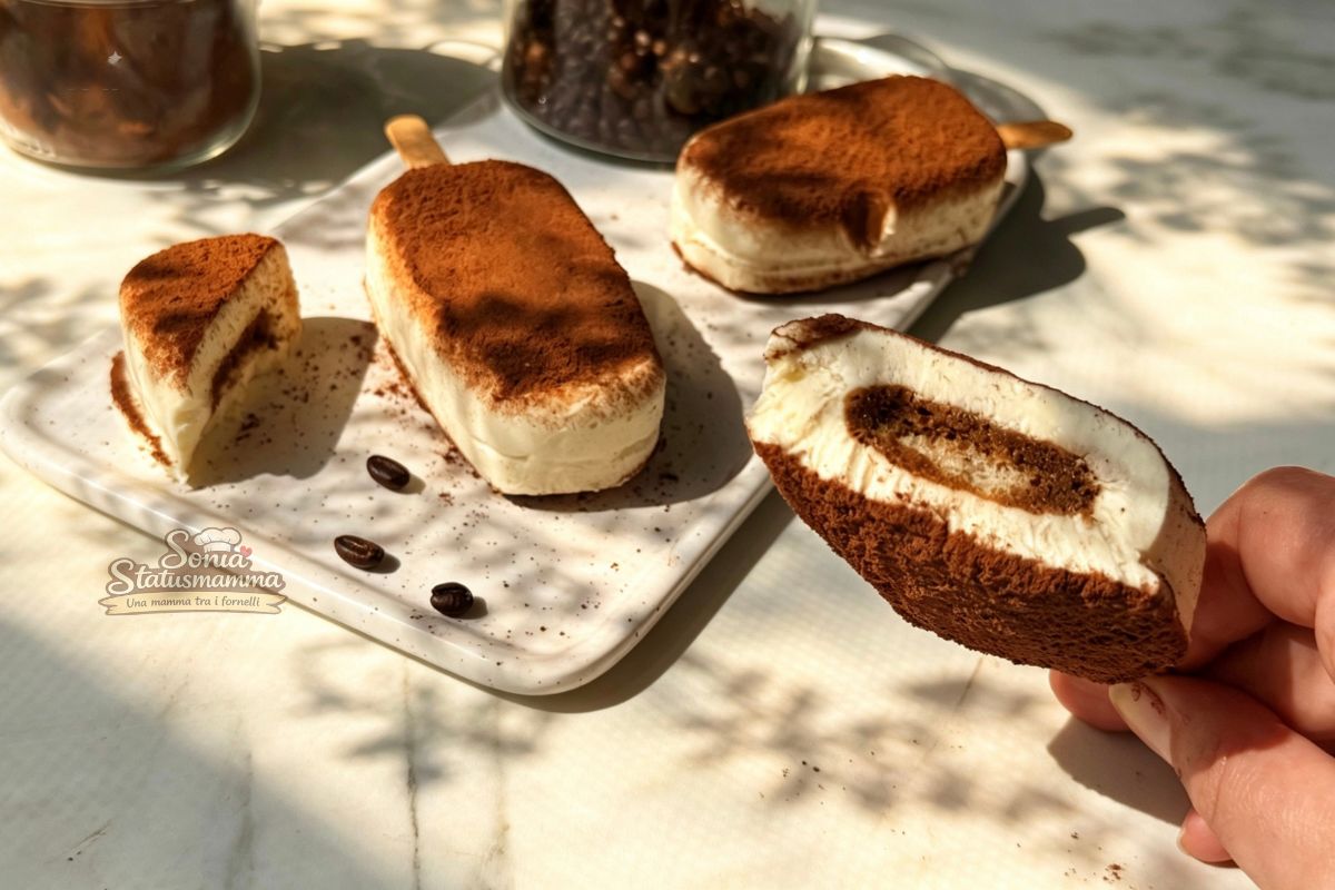 Gelato al Tiramisù su stecco il dolcetto furbo senza cottura orizzontale