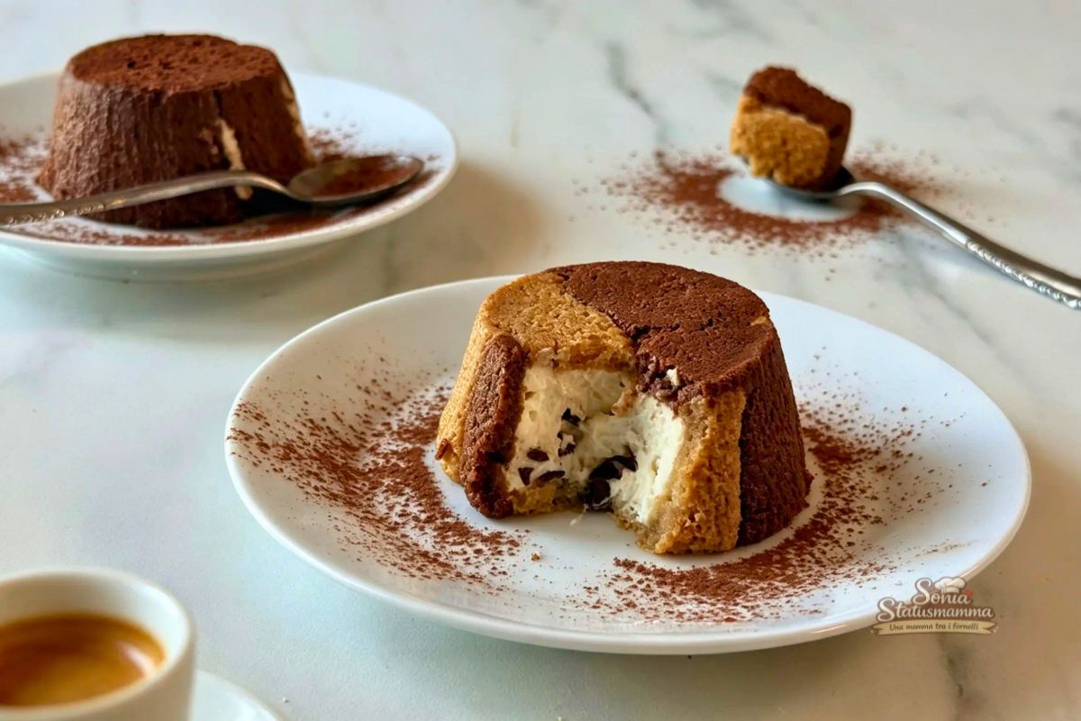 Tortini Monoporzione ai Pavesini con Crema allo Yogurt: il Dolce furbissimo da fare in 10 minuti