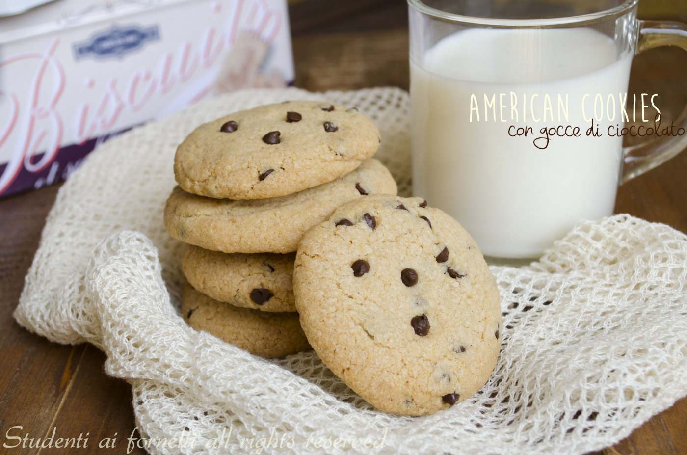 american cookies con gocce di cioccolato ricetta biscotti facili e golosi