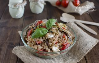 insalata di farro e verdure grigliate