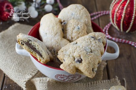 cookies alla nutella natalizi ricetta biscotti ripieni di natale da regalare