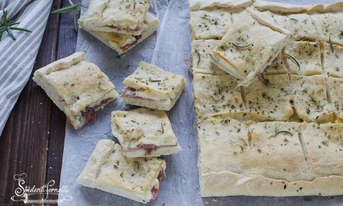 FOCACCIA RUSTICHELLA farcita FOCACCIA RUSTICHELLA farcita