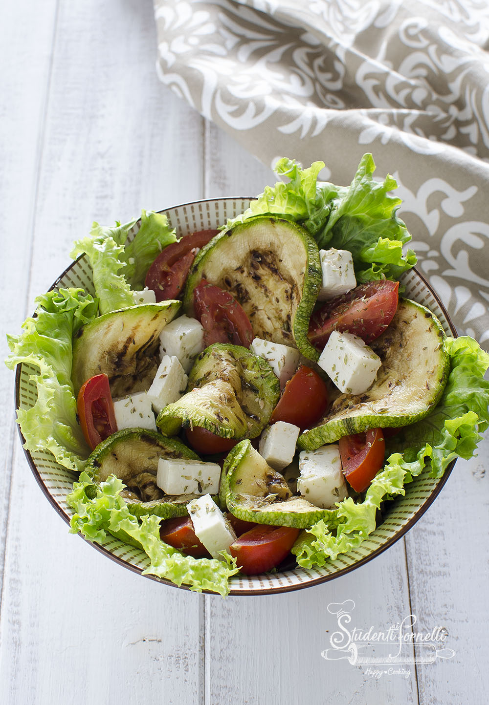 ricetta insalata di zucchine grigliate feta e pomodori ricetta vegetariana