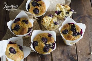 ricetta muffin ai mirtilli e yogurt senza glutine burro e latte ricetta dolce