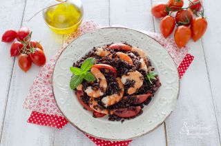 riso venere gamberi e pomodorini ricetta primo piatto estivo