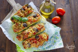 zucchine ripiene alla mediterranea ricetta secondo piatto vegetariano