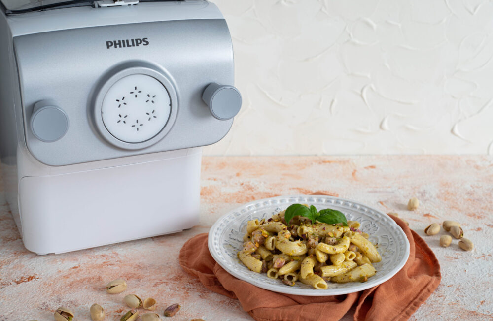 PASTA DI FARRO Fatta in Casa PESTO DI PISTACCHI e GUANCIALE
