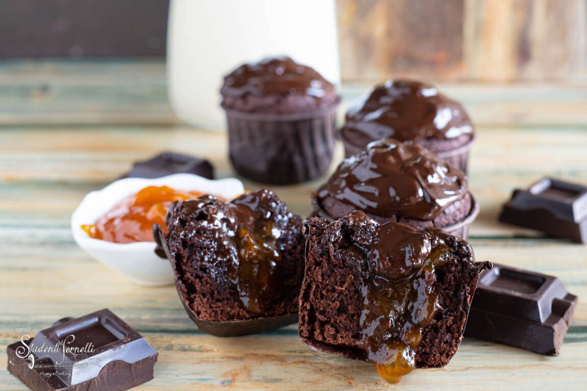 muffin sacher cioccolato e marmellata-4229