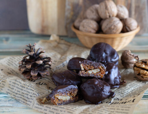FICHI AL CIOCCOLATO E NOCI