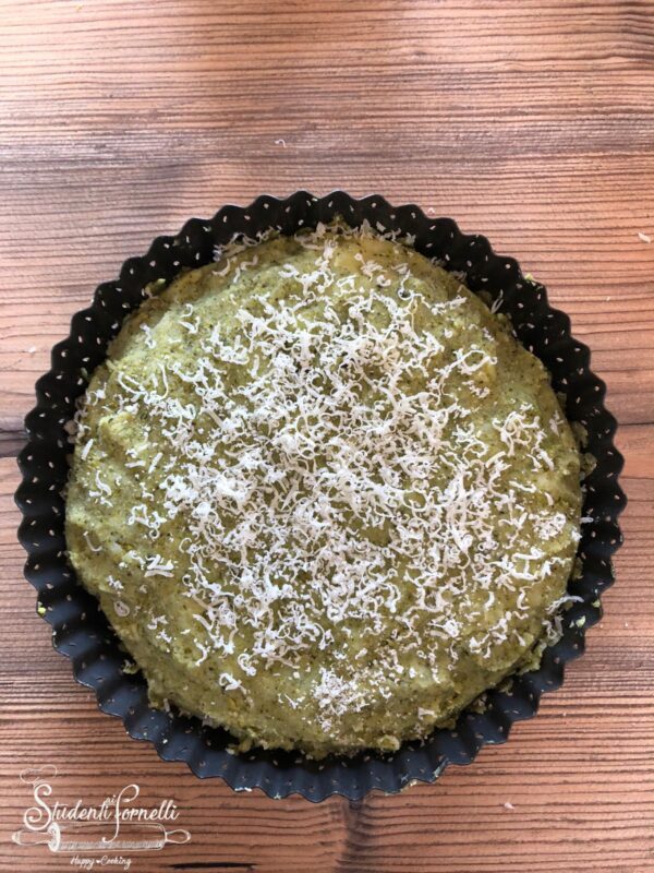 torta salata vegana con broccoli e patate