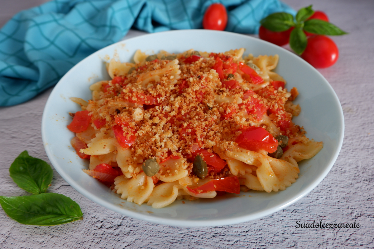 come fare la pasta con pomodorini e mollica croccante