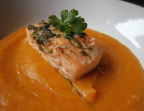 Filetto di salmone con crema di zucca