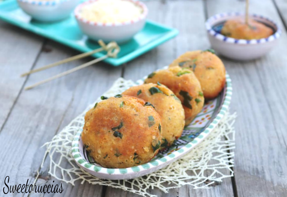 Polpette di pisci r'ovu o frittelle di pangrattato