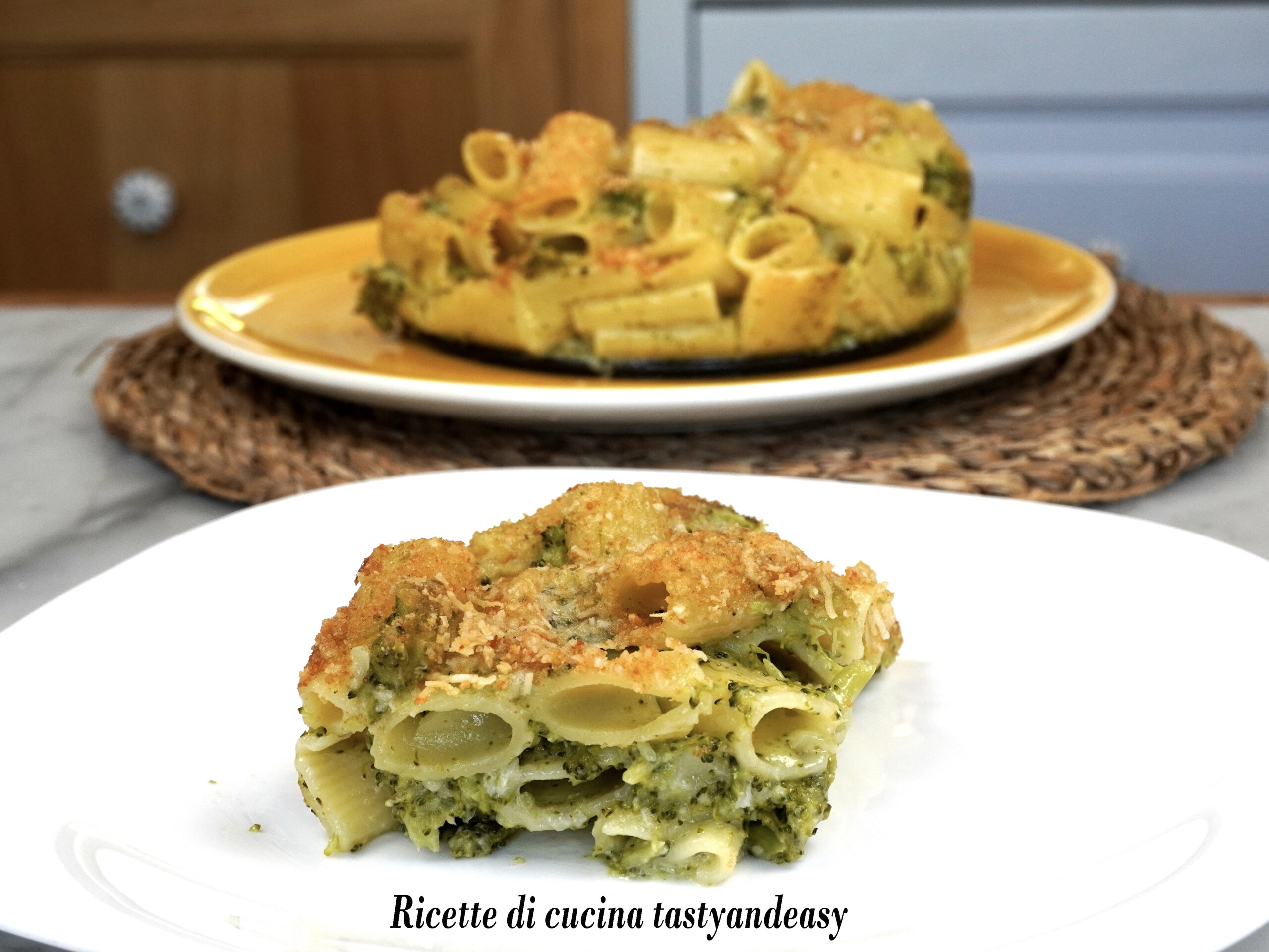 pasta con broccoli e gorgonzola