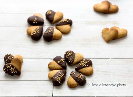 Biscotti cuore di frolla friabile vegan