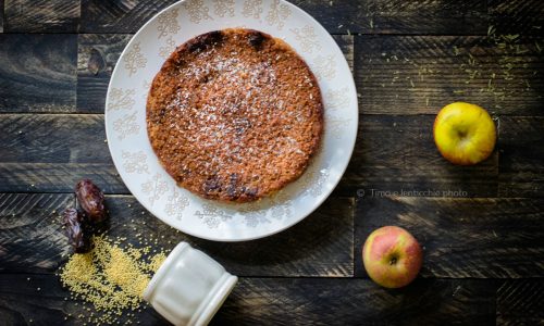 Torta di miglio mele e datteri senza zucchero
