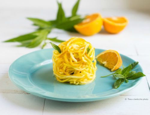 Spaghetti di zucchine gialle raw vegan gluten free