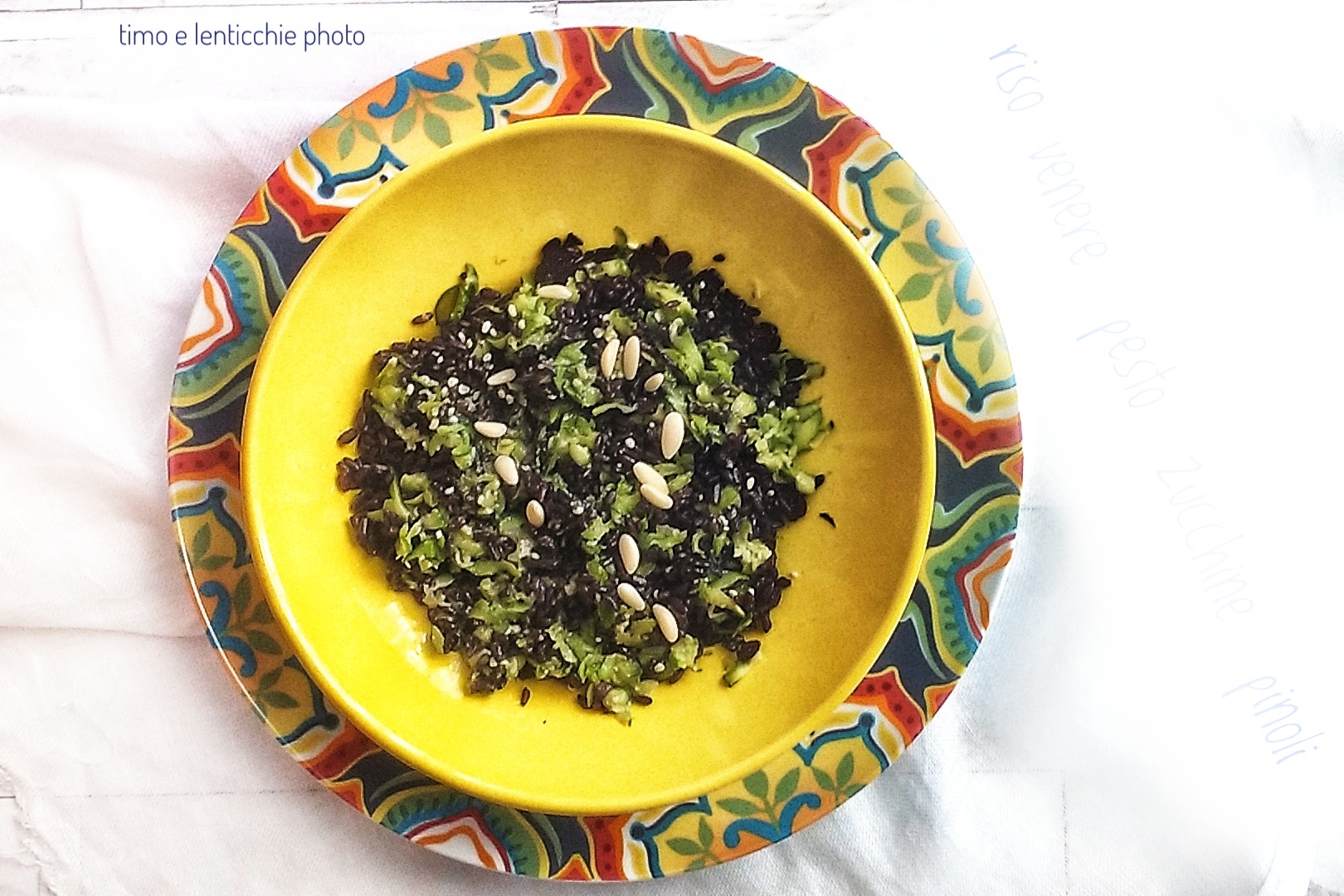 Riso venere al pesto e zucchine
