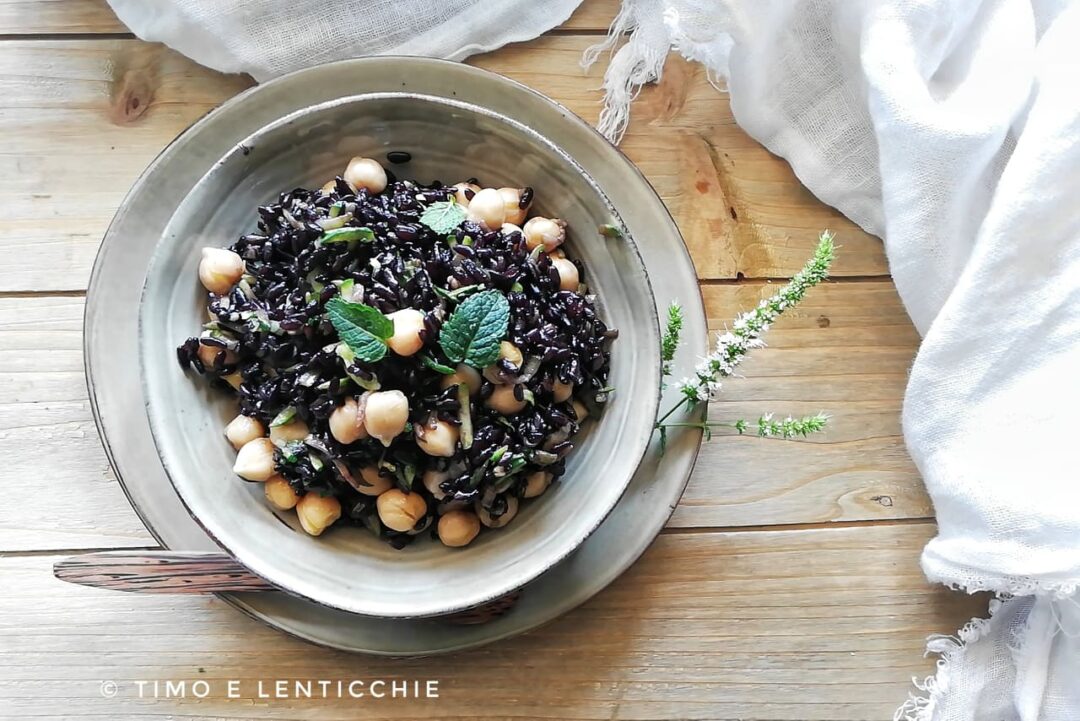 Riso nero zucchine e ceci