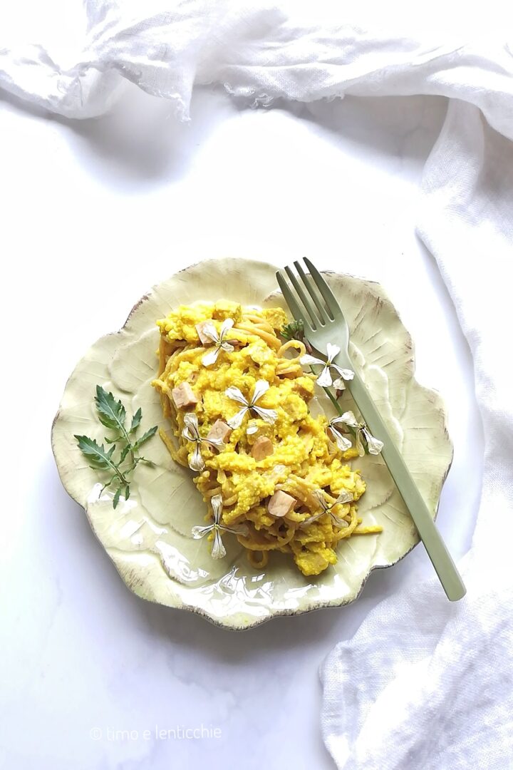 Carbonara vegetale al tempeh