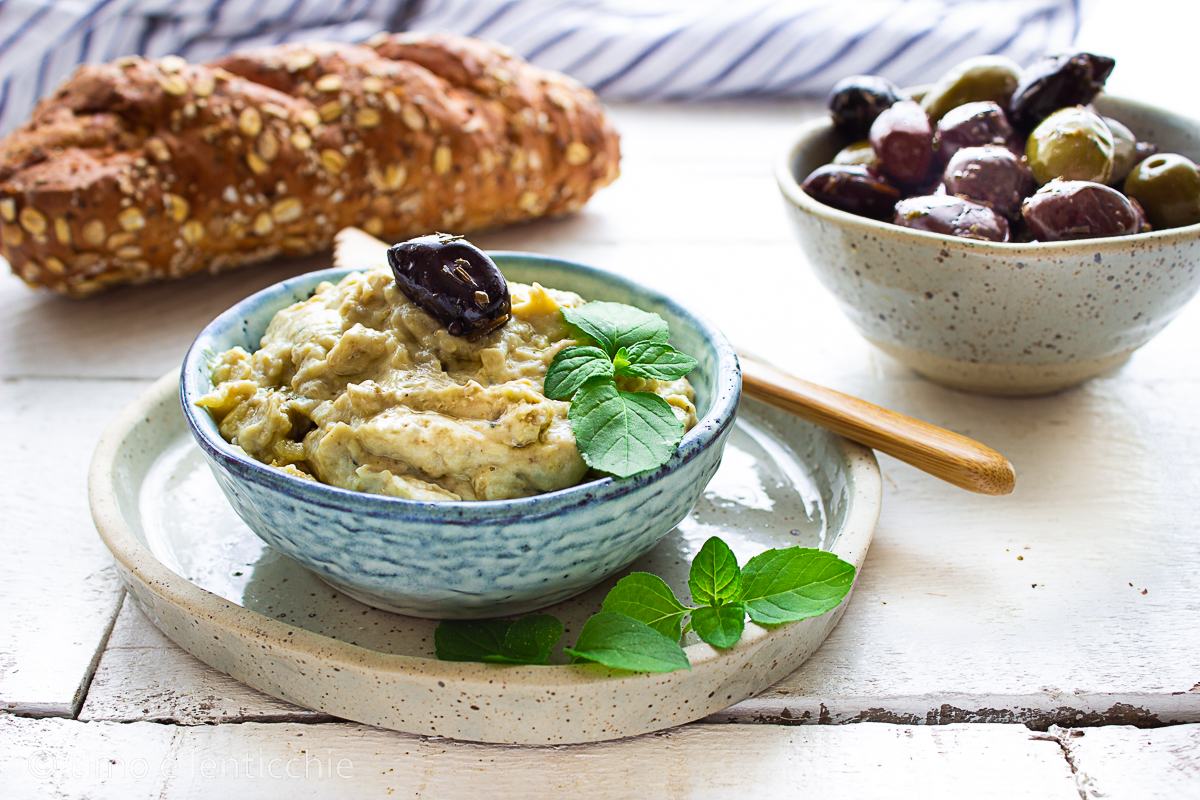 Melitzanosalata insalata di melanzane alla greca
