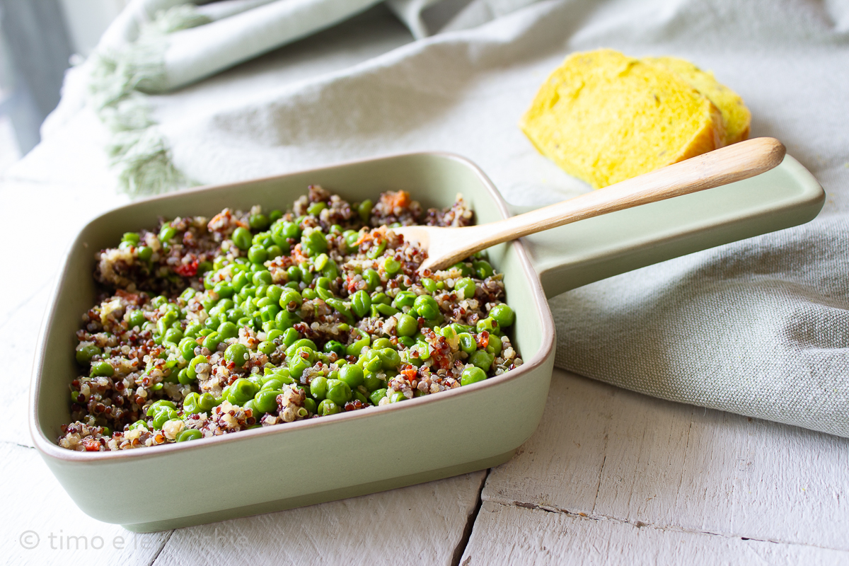 Quinoa piatto unico piselli e verdure