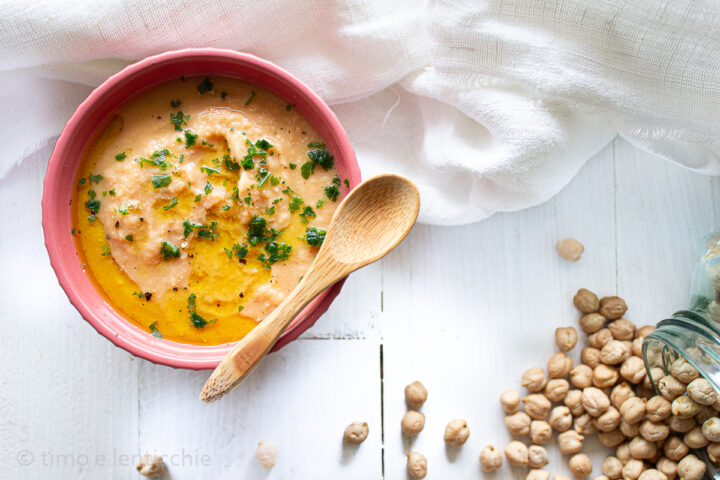Hummus all'arancia semplicissimo