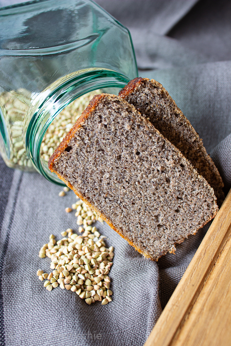Pane di grano saraceno senza lievito