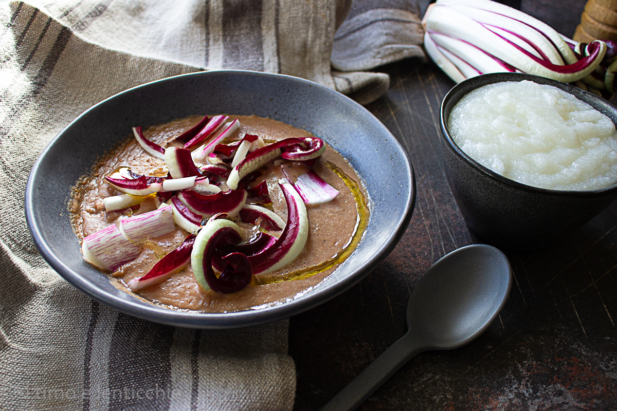 Crema di fagioli con radicchio