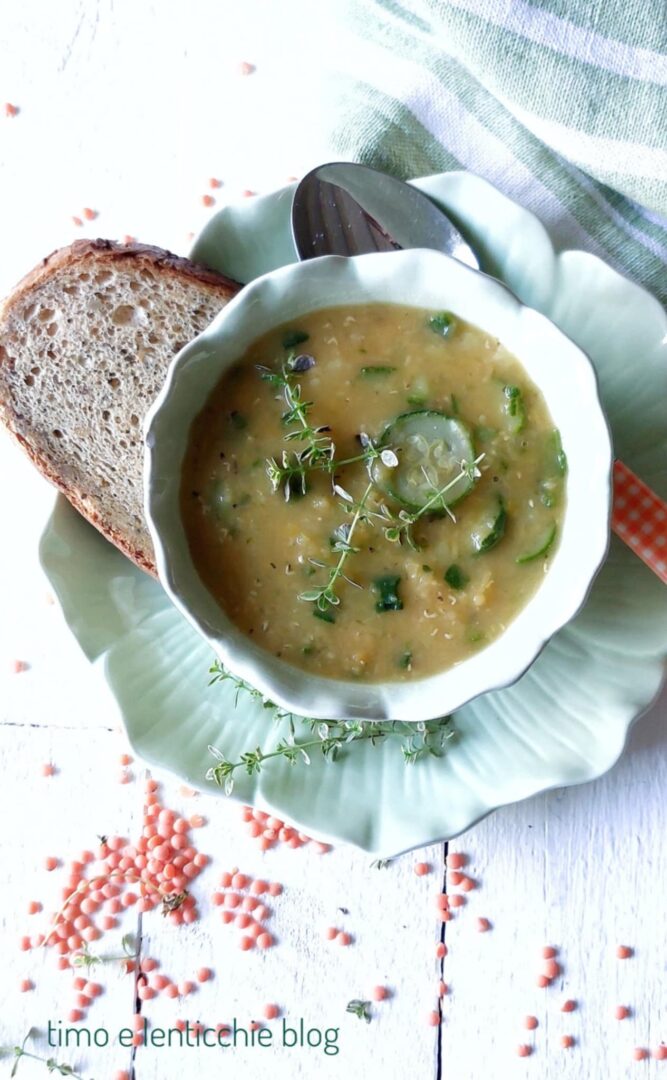 zuppa tiepida lenticchie e zucchine