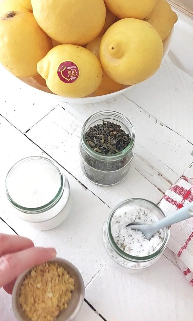 Zucchero, sale, tè al limone