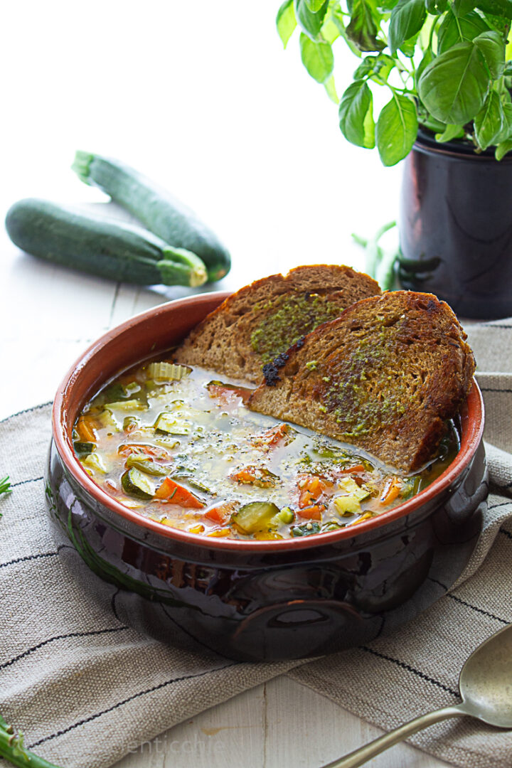 Zuppa estiva zucchine e fagiolini