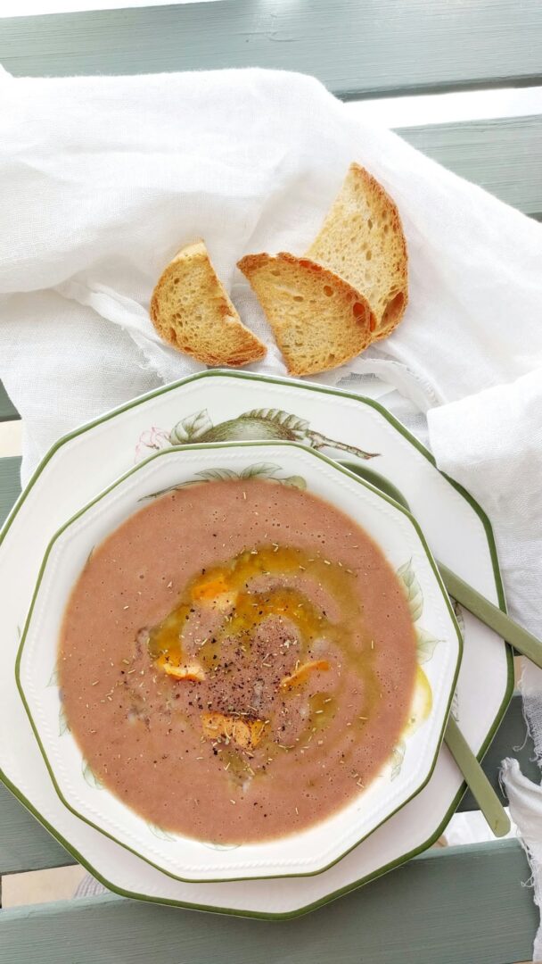 Passata di fagioli borlotti con orzo
