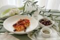 Puttanesca con foglie di olivo: la ricetta e le proprietà nutraceutiche