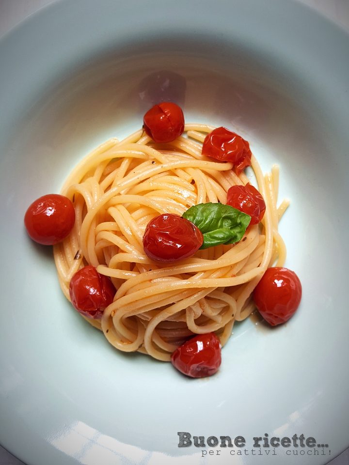 paghetti, aglio, olio peperoncino e pachino