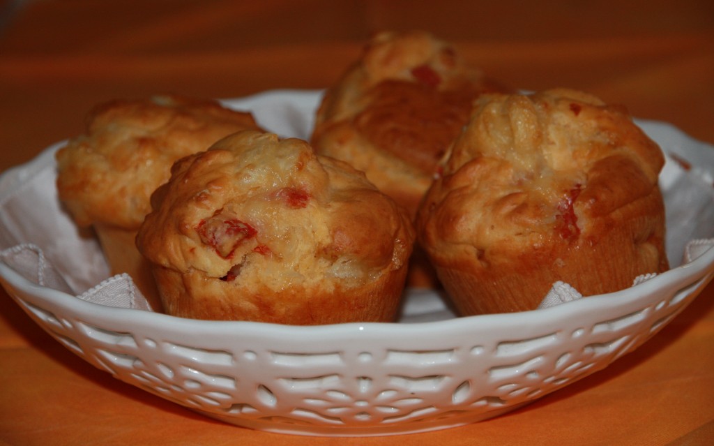 muffin salati pomodorini e caciocavallo