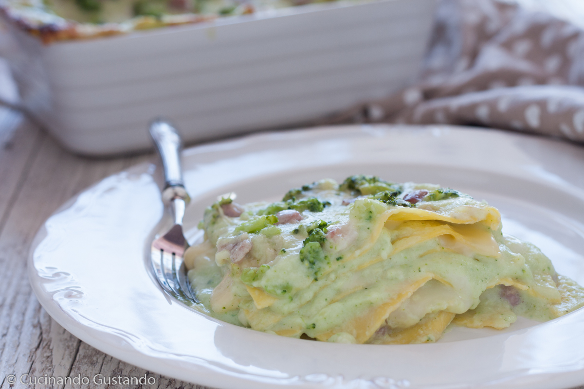 Lasagne con crema di broccoli e pancetta
