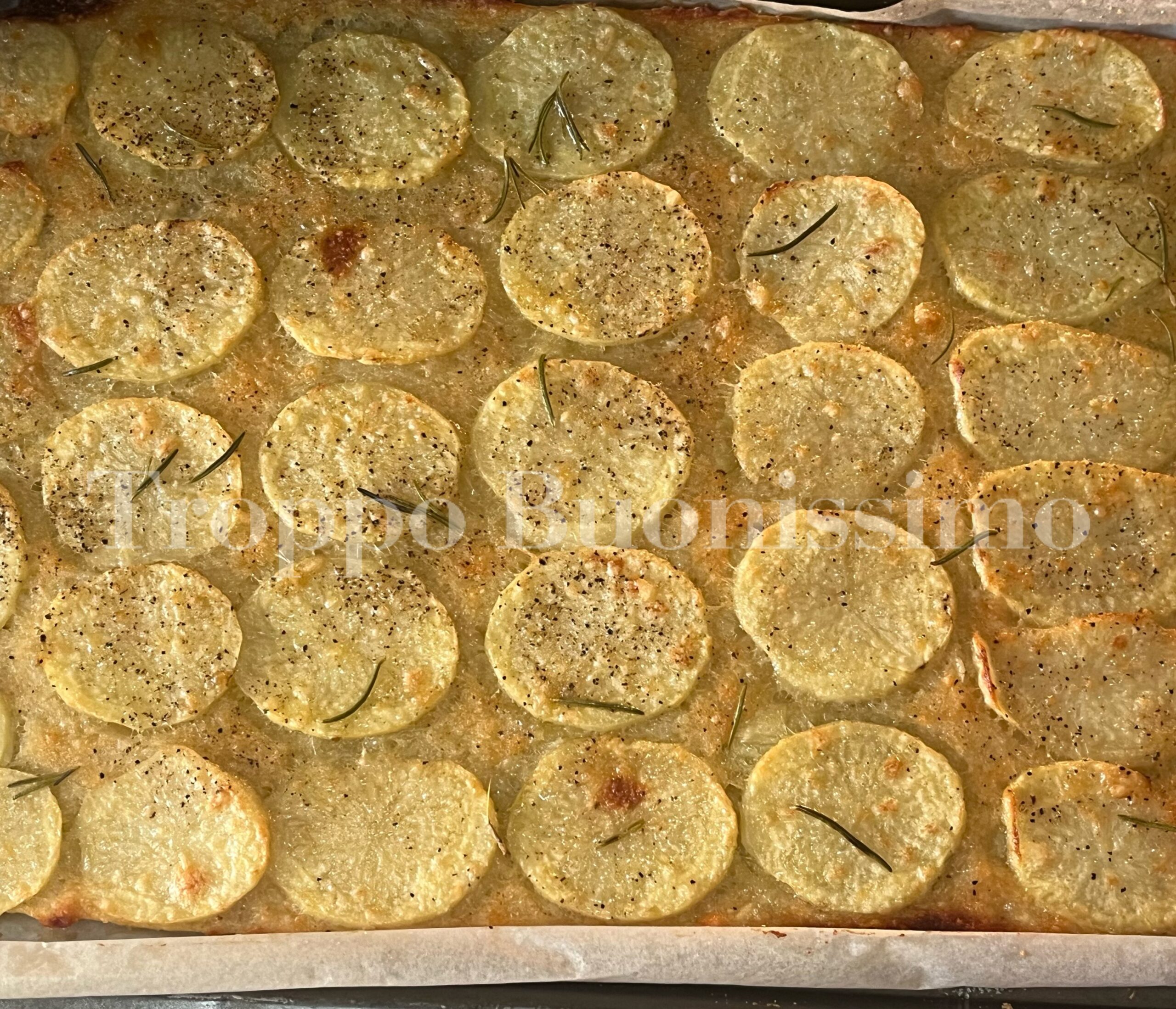 schiacciata di patate giallo zafferano troppo buonisssimo