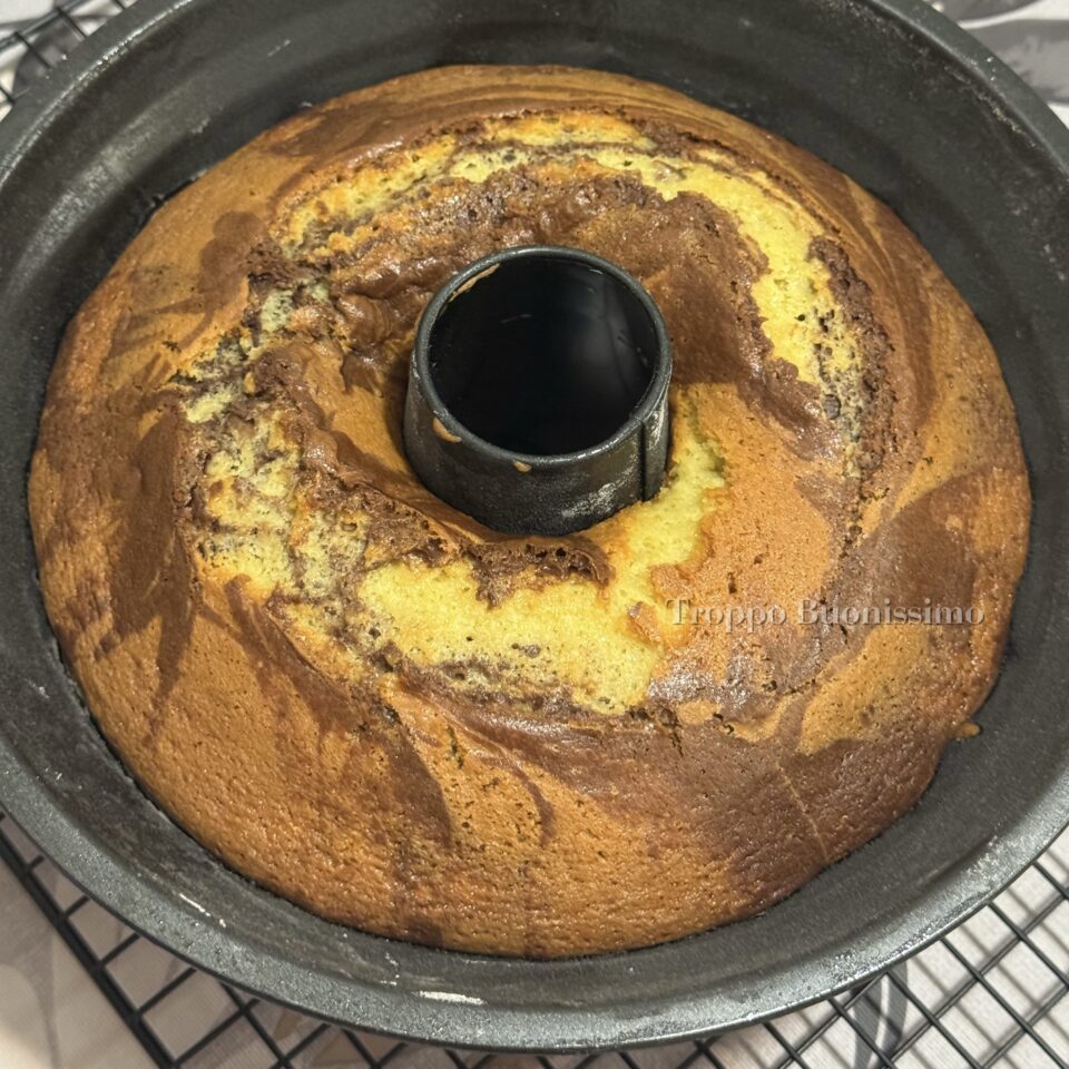 ciambellone appena sfornato