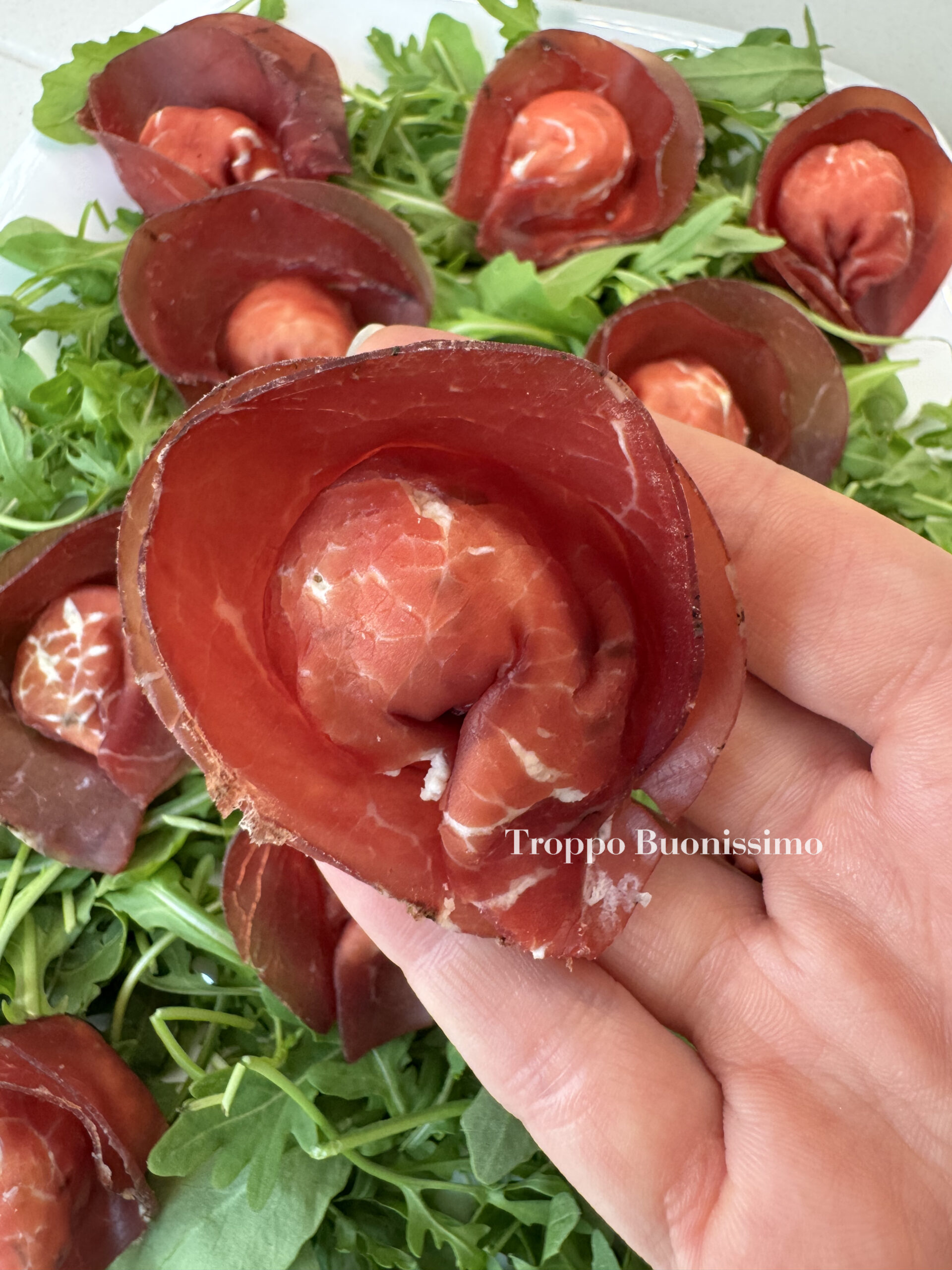 TORTELLI DI BRESAOLA CON ROBIOLA E NOCI